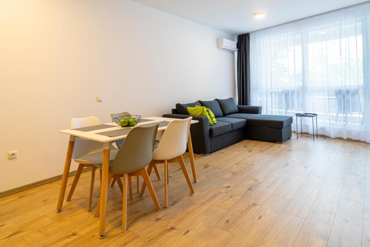 Aparthotel Πριμόρσκο Εξωτερικό φωτογραφία