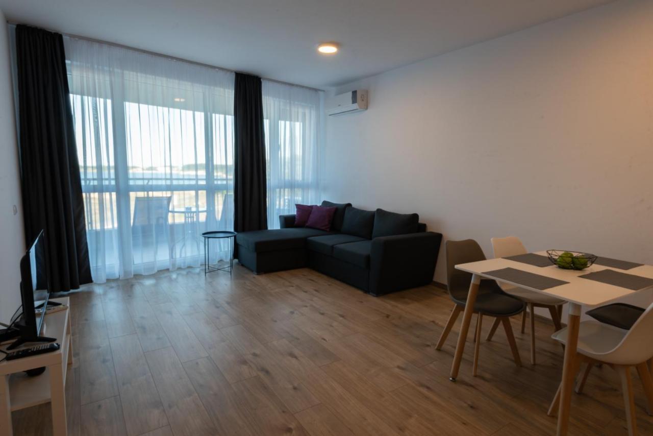 Aparthotel Πριμόρσκο Εξωτερικό φωτογραφία